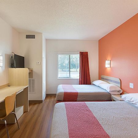 Motel 6-Columbia, Sc - Fort Jackson Area מראה חיצוני תמונה