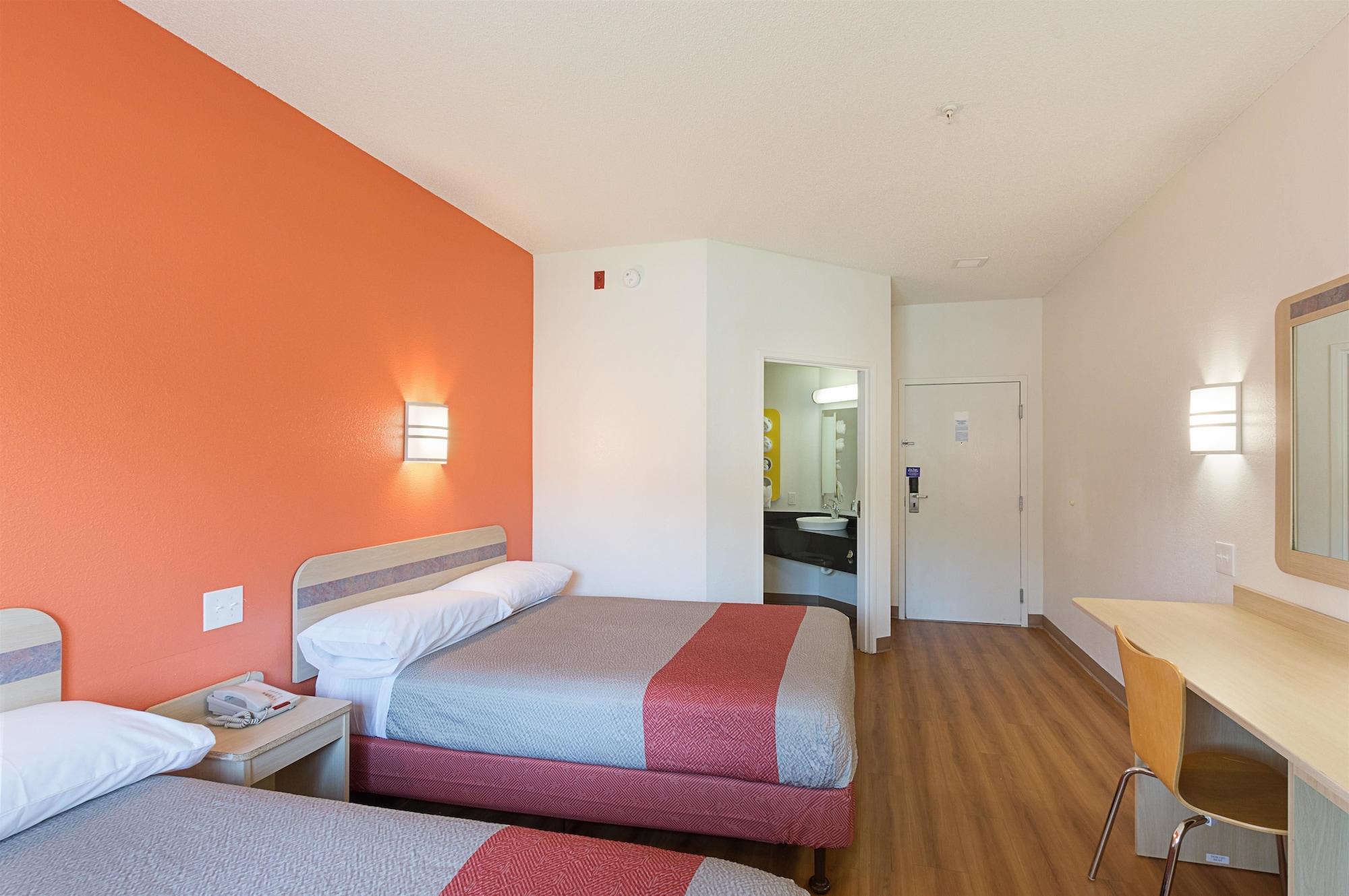 Motel 6-Columbia, Sc - Fort Jackson Area מראה חיצוני תמונה