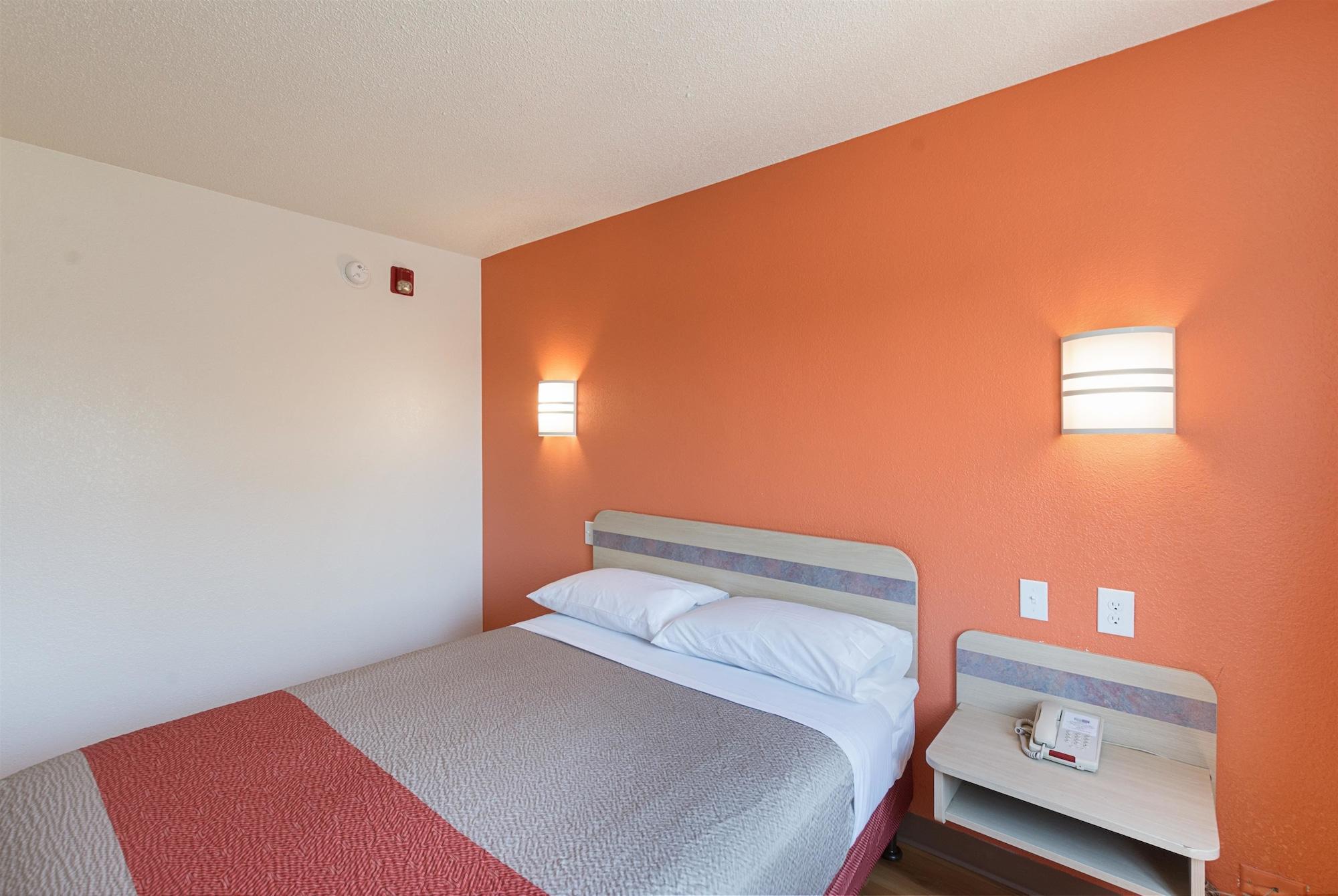Motel 6-Columbia, Sc - Fort Jackson Area מראה חיצוני תמונה