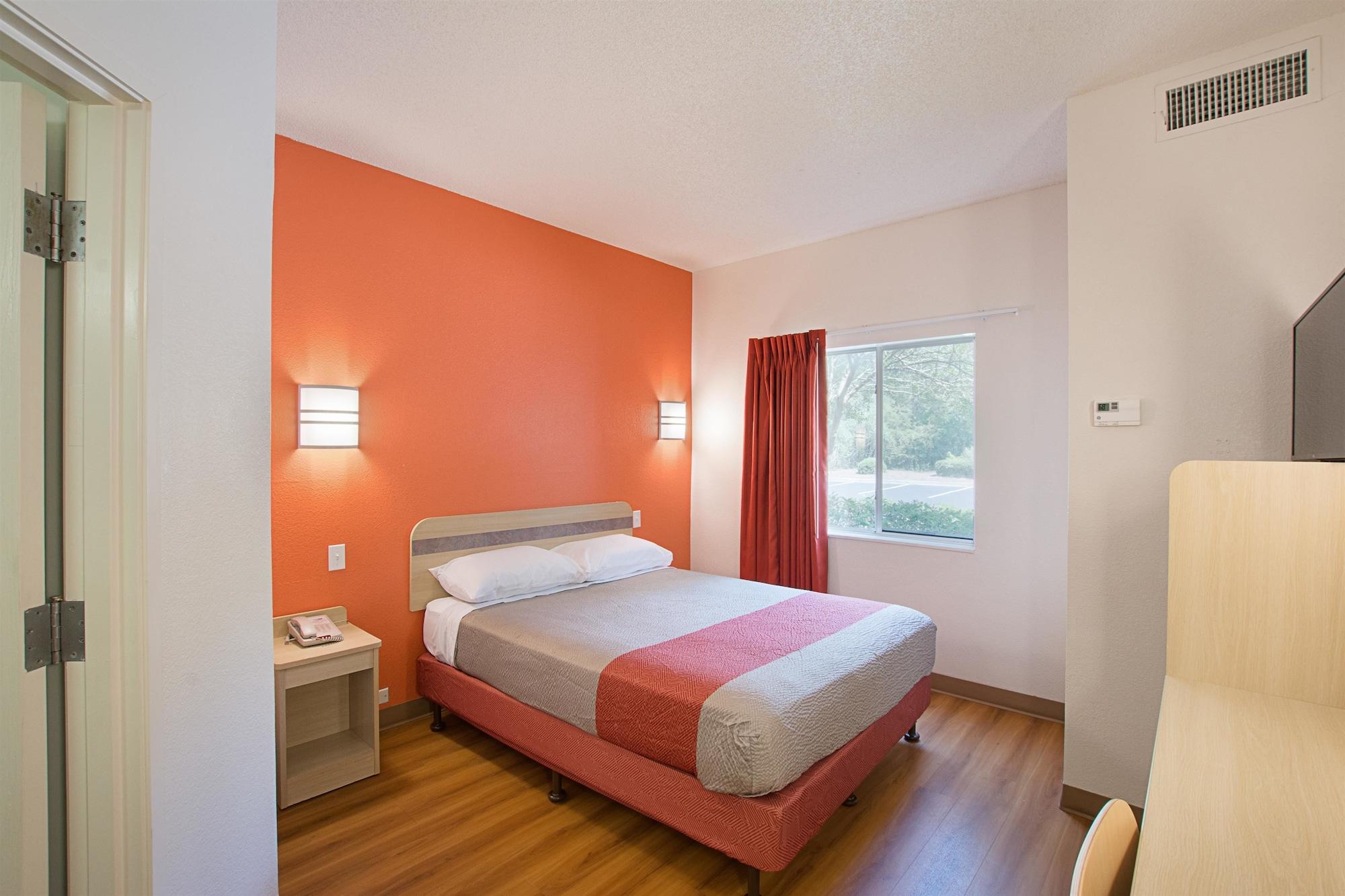 Motel 6-Columbia, Sc - Fort Jackson Area מראה חיצוני תמונה
