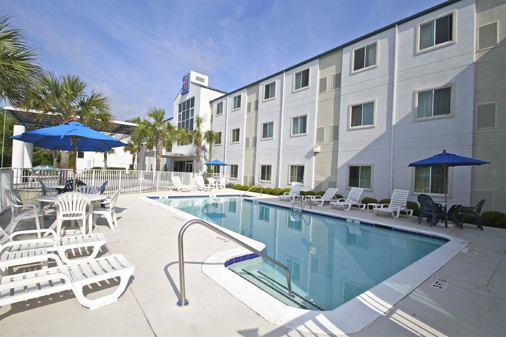 Motel 6-Columbia, Sc - Fort Jackson Area מראה חיצוני תמונה
