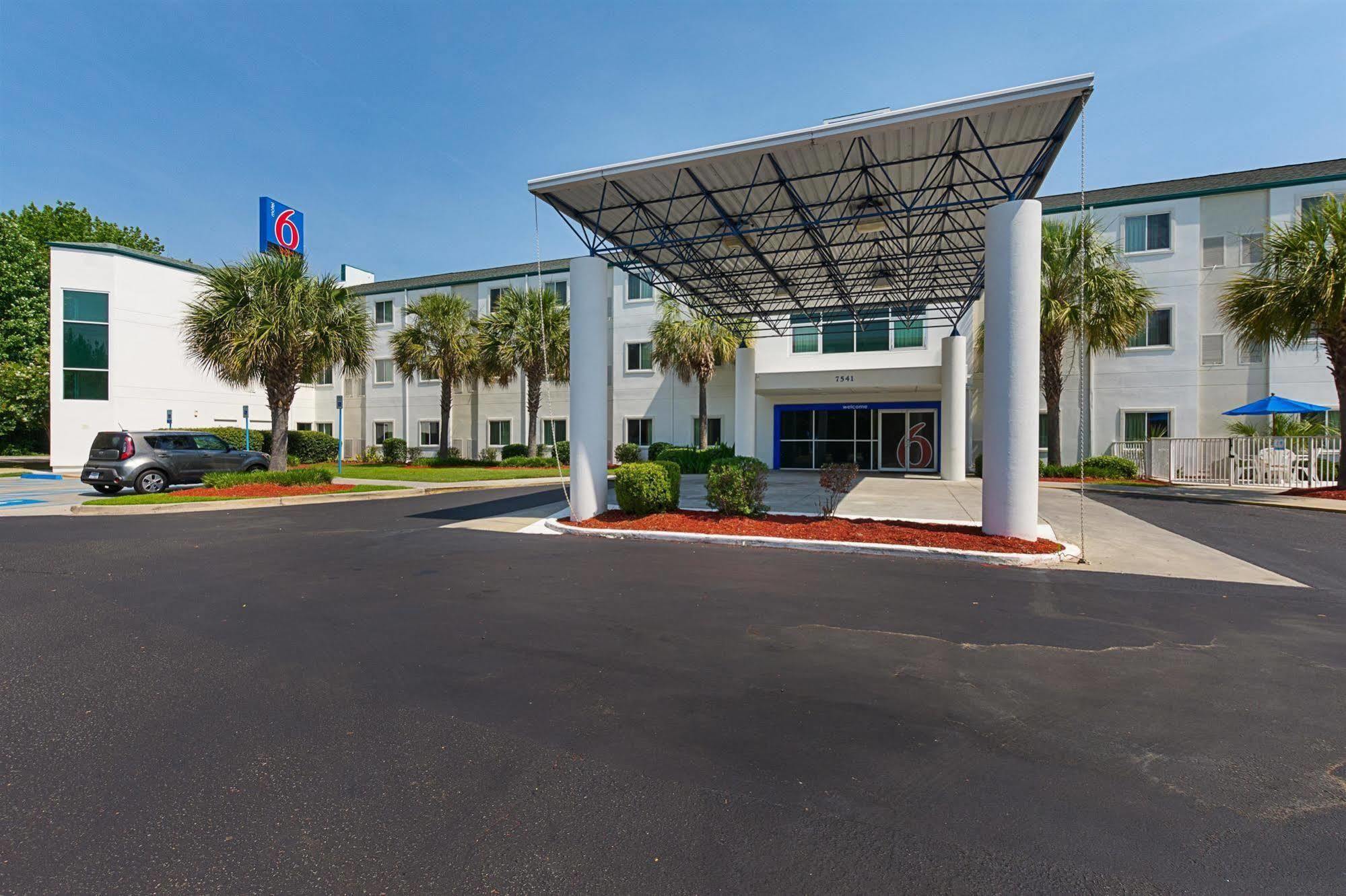 Motel 6-Columbia, Sc - Fort Jackson Area מראה חיצוני תמונה