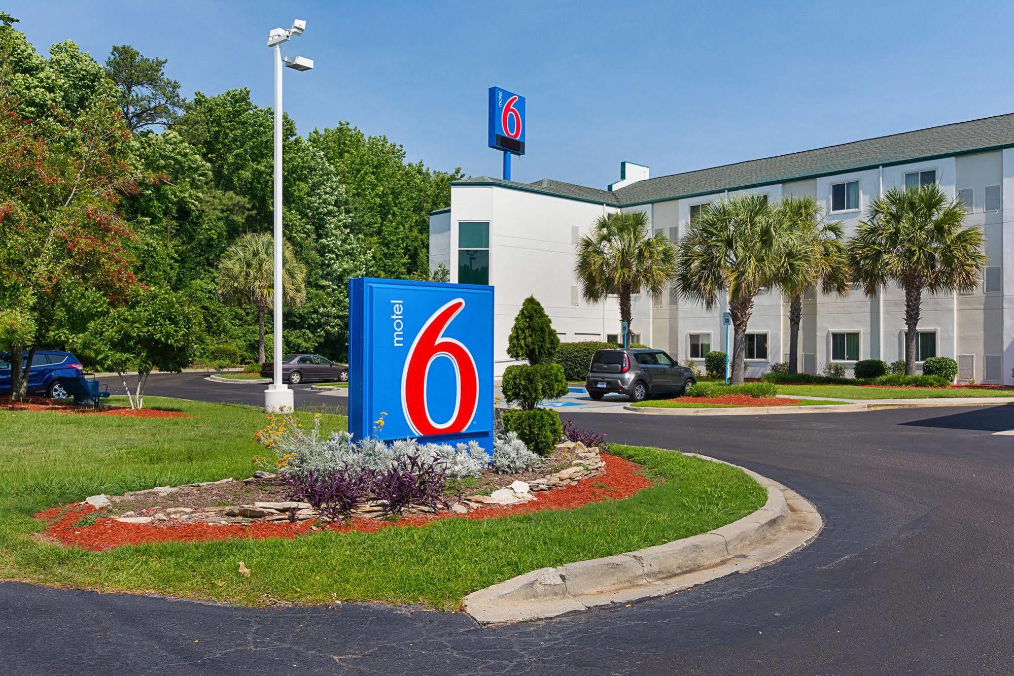 Motel 6-Columbia, Sc - Fort Jackson Area מראה חיצוני תמונה
