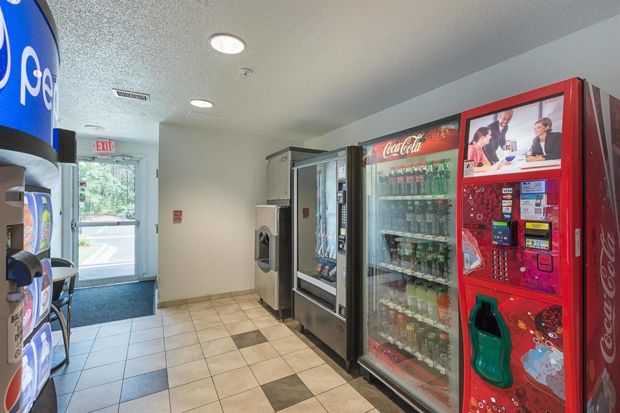 Motel 6-Columbia, Sc - Fort Jackson Area מראה חיצוני תמונה