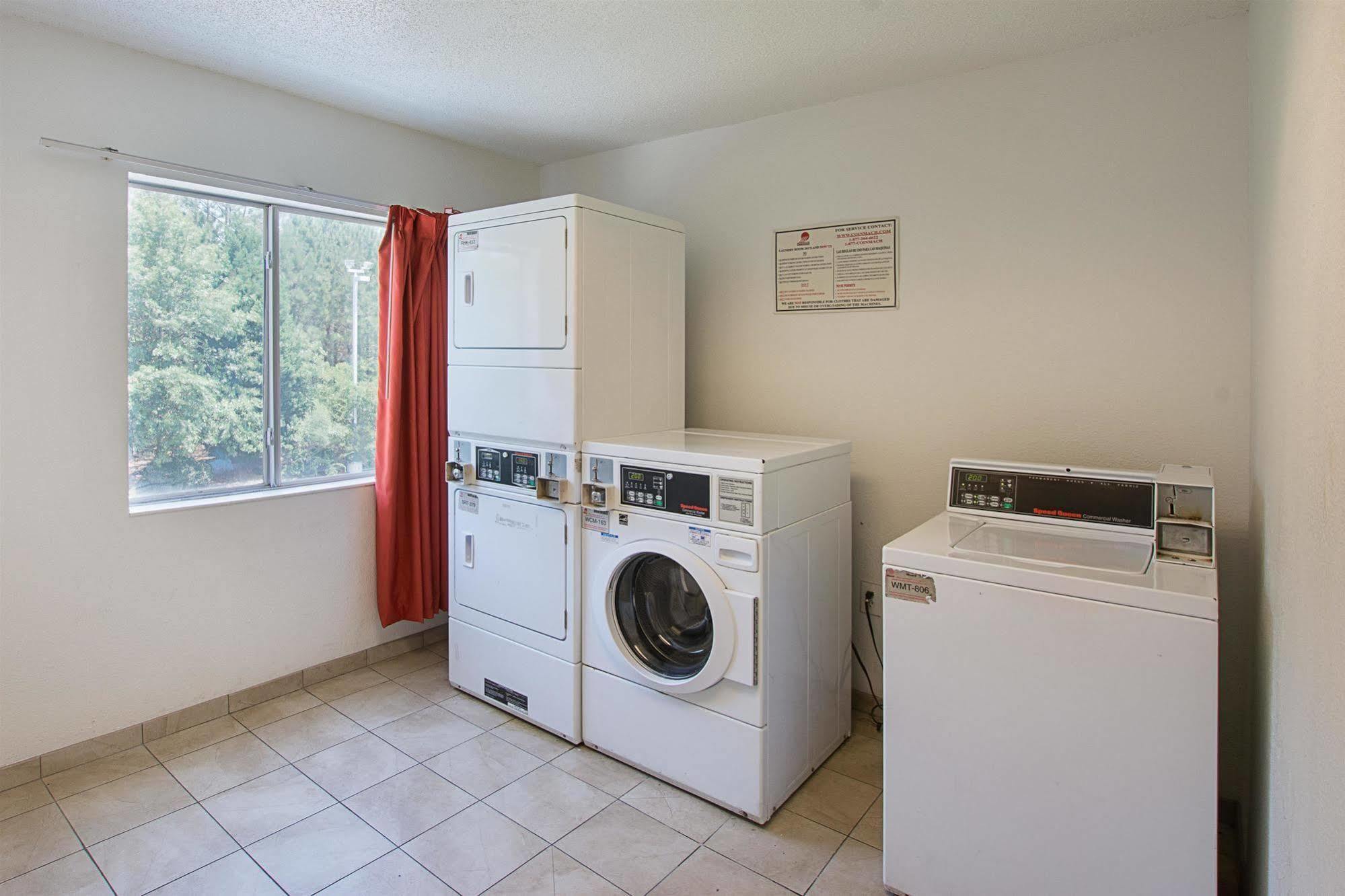 Motel 6-Columbia, Sc - Fort Jackson Area מראה חיצוני תמונה