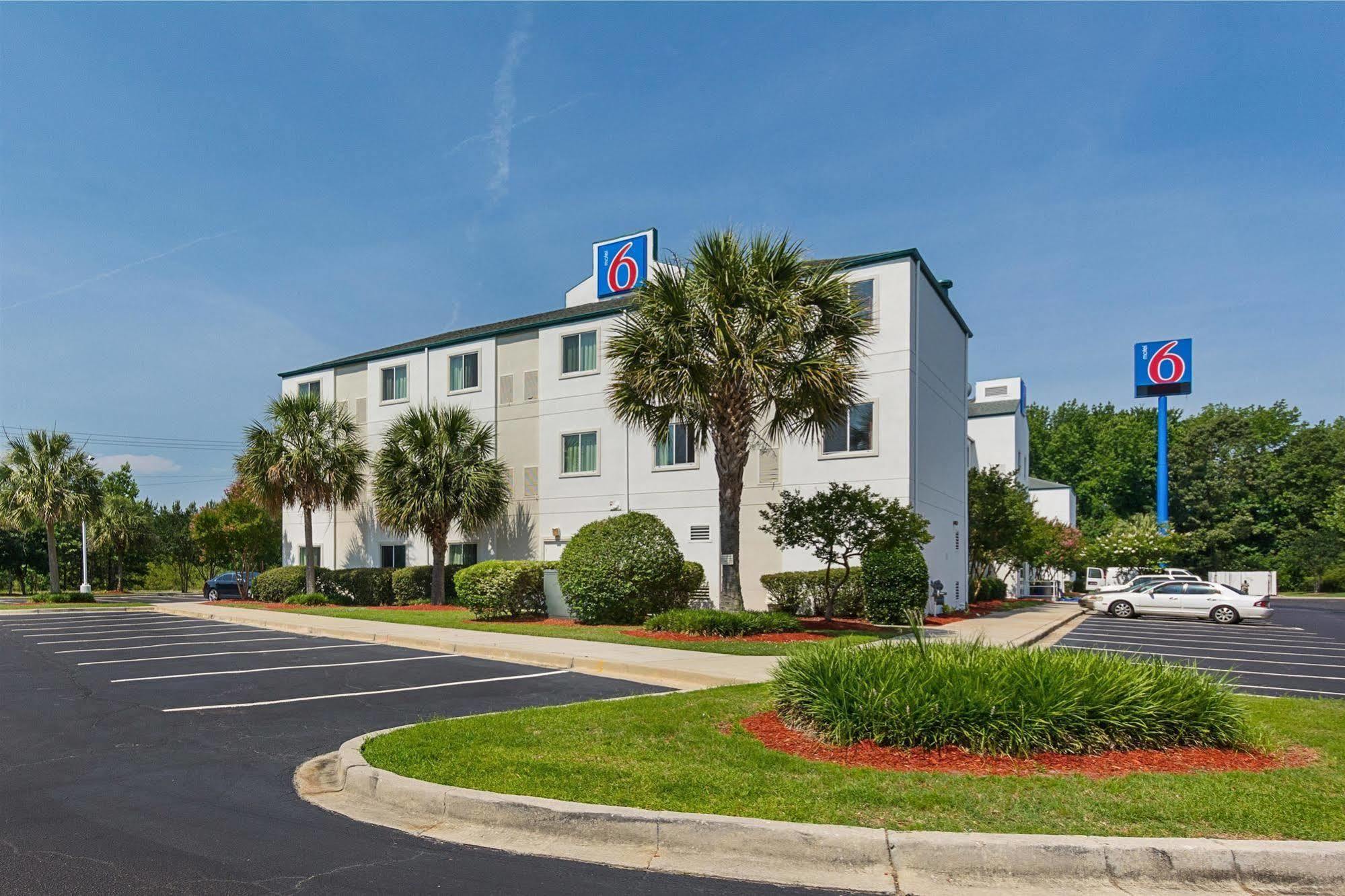 Motel 6-Columbia, Sc - Fort Jackson Area מראה חיצוני תמונה