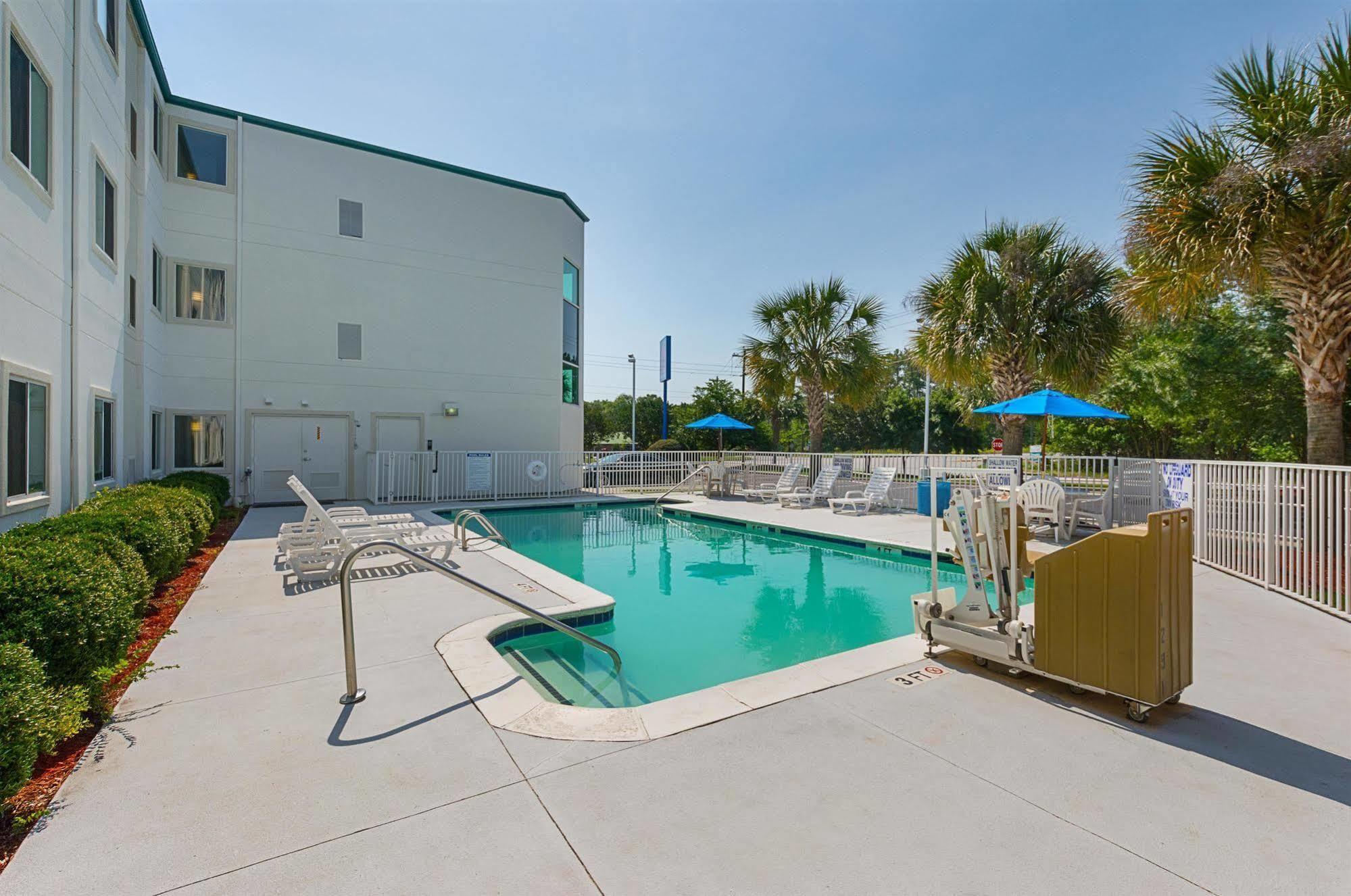 Motel 6-Columbia, Sc - Fort Jackson Area מראה חיצוני תמונה
